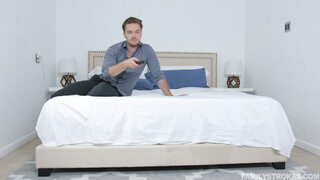 Stepfamily Lust - Kyle Mason Takes Athena Hard - страстные шлюхи в HD BIGWHORE.COM