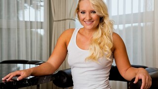 Boning Petite Teen Cali Carter Over Breakfast - страстные шлюхи в HD BIGWHORE.COM