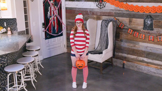 Halloween Treat: Quinton Pounds Tiny Teen Cleo - новинки порно на BIGWHORE.COM