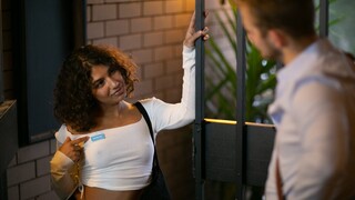 Sexy Massage Session - Rubi Valentine Licks Pussy & Takes Cum - страстные шлюхи в HD BIGWHORE.COM