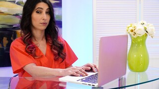 Hot Lesbian 69 - Serena Blair Licks Jade Kush's Hairy Pussy - новинки порно на BIGWHORE.COM
