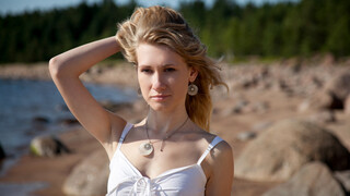 Short Hair Blonde Takes Hard Cock Outside - страстные шлюхи в HD BIGWHORE.COM