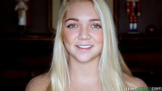 Jessie Andrews’ Bushy Pussy & Bright Eyes in Hot POV Sex - страстные шлюхи в HD BIGWHORE.COM