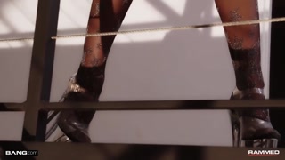 Vanna Bardot Spreads Her Tight Pussy Open - страстные шлюхи в HD BIGWHORE.COM