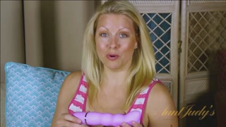 Zoey Tyler Masturbates with a Toy and Cums Hard - страстные шлюхи в HD BIGWHORE.COM