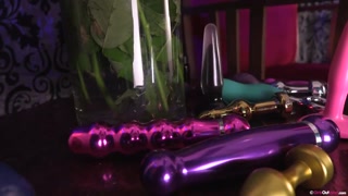Violette’s Hairy Pussy & Sex Toy Fun - Mature Solo Play - новинки порно на BIGWHORE.COM