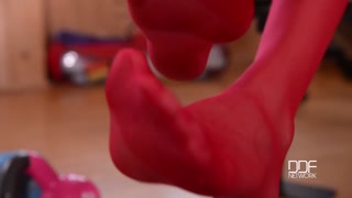 Small Tits Cheerleader Monique Woods Gets Her Toes Sucked - страстные шлюхи в HD BIGWHORE.COM