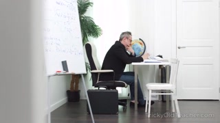 Teen Russian Melisa Benz gives skilled stud a teasing handjob - страстные шлюхи в HD BIGWHORE.COM