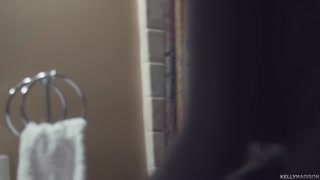 Kelly Madison steamy bathroom action - страстные шлюхи в HD BIGWHORE.COM