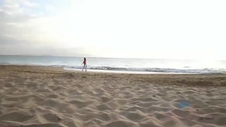 Girlfriend Holly Hendrix Enjoys Hawaiian Sun - страстные шлюхи в HD BIGWHORE.COM