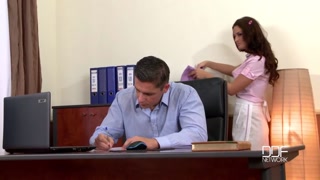 Lingerie-Clad Nicole Vice Gets a Messy Facial - страстные шлюхи в HD BIGWHORE.COM