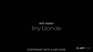 Cute Young Blonde Filled Up - страстные шлюхи в HD BIGWHORE.COM