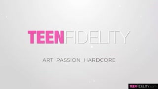Teen Slut Gets Loaded - страстные шлюхи в HD BIGWHORE.COM