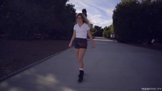 Ryan Madison Pounds Teen Vienna Rose Raw - новинки порно на BIGWHORE.COM