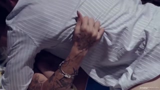 Tattooed Ryan Madison Gets Handjob from Blonde Harlow Harrison - страстные шлюхи в HD BIGWHORE.COM