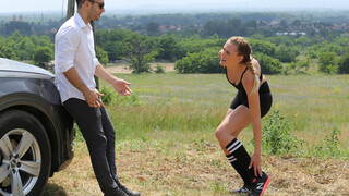 Catching a Ride with Raul Costa and Linda Leclair - страстные шлюхи в HD BIGWHORE.COM