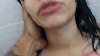Wet & Creamy: Ria and Carel Shower Quickie - страстные шлюхи в HD BIGWHORE.COM
