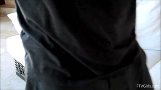 Upskirt View of Fire Between Her Legs 5 – Fingering Fun - страстные шлюхи в HD BIGWHORE.COM