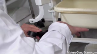 Jolly Jay’s Big Tits Examined in Steamy Gyno Fetish Play - страстные шлюхи в HD BIGWHORE.COM