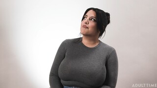Curvy Brunette Sarah Arabic Talks Orgasm - страстные шлюхи в HD BIGWHORE.COM