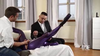 Threesome Latex Spanking - Latex Lucy Loves the Pain - страстные шлюхи в HD BIGWHORE.COM