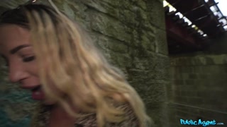 Outdoor Doggystyle with Colombian Beauty - страстные шлюхи в HD BIGWHORE.COM