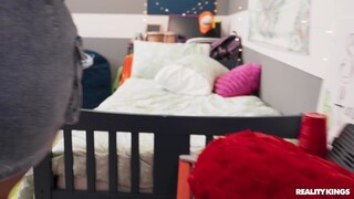 Kaby Snow's College Adventure - страстные шлюхи в HD BIGWHORE.COM