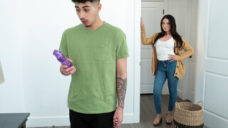  Stepmom's Sexy Surprises in the Drawer  - страстные шлюхи в HD BIGWHORE.COM