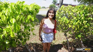 Black Male Kaby Snow Fucks Lalie Fox Hard Outside - страстные шлюхи в HD BIGWHORE.COM