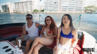 Interracial Encounter at the Dock - страстные шлюхи в HD BIGWHORE.COM