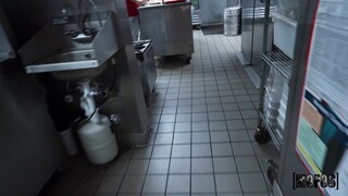 Tony and Archer's Facial Fiasco - страстные шлюхи в HD BIGWHORE.COM