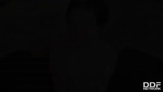 Shaved Pussy Sheri Vi Sucks Hard in Midnight Sex - страстные шлюхи в HD BIGWHORE.COM