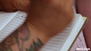  Wild Fuck with a Curvy MILF  - страстные шлюхи в HD BIGWHORE.COM