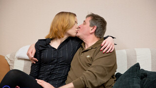 Blonde Sophia Kitten Gives Blowjob to 62 Year Old - страстные шлюхи в HD BIGWHORE.COM