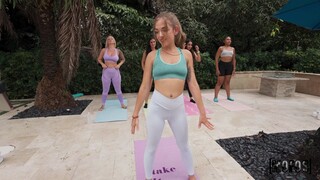 Blowjob Surprise on Content Day - страстные шлюхи в HD BIGWHORE.COM