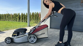  Public Sex with Kristy Black - Creampie  - страстные шлюхи в HD BIGWHORE.COM
