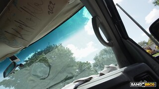 Cowgirl Charlotte's Bus Blowjob - страстные шлюхи в HD BIGWHORE.COM