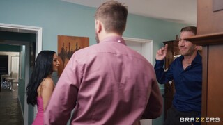 She's Got an Anal Obsession - страстные шлюхи в HD BIGWHORE.COM