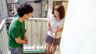 Young Guy Pounds Petite Asian Housekeeper - страстные шлюхи в HD BIGWHORE.COM
