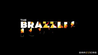 Facial, Cumshot, and More in The Brazzers Podcast - новинки порно на BIGWHORE.COM