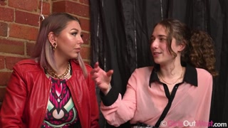 Felicity & Ripley's Busty Banter for Comic Relief - страстные шлюхи в HD BIGWHORE.COM