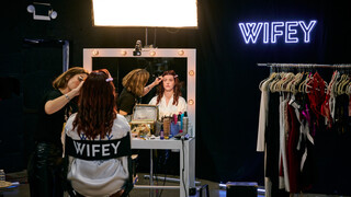 Tattooed Redhead Kayla Gets Facial from Two Men - новинки порно на BIGWHORE.COM