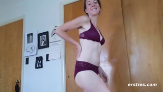 Brunette Rue and Redhead Aisling Kiss - страстные шлюхи в HD BIGWHORE.COM