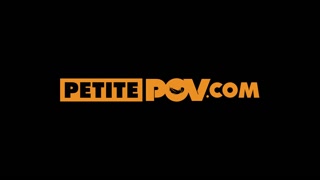 Petite Gina Valentina Needs a Roommate - страстные шлюхи в HD BIGWHORE.COM