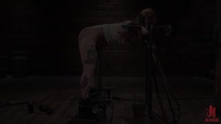 Spanking Skinny Brunette - страстные шлюхи в HD BIGWHORE.COM