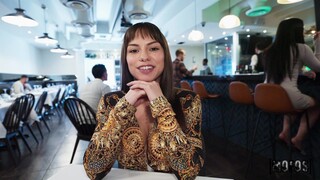 Blowjob at the Fancy Diner - страстные шлюхи в HD BIGWHORE.COM