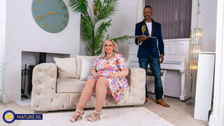 Cougar Bexxxm Gets Fucked Doggystyle by Mr. Longwood - страстные шлюхи в HD BIGWHORE.COM