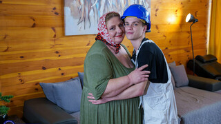 Young Petr Can't Resist Granny Jana's Big Natural Tits - страстные шлюхи в HD BIGWHORE.COM