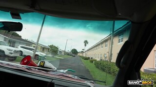 Outdoor Car Sex with Evie Christian - страстные шлюхи в HD BIGWHORE.COM