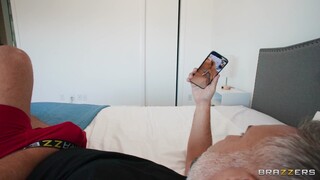 Reverse Cowgirl Action with Cheating GF! - страстные шлюхи в HD BIGWHORE.COM